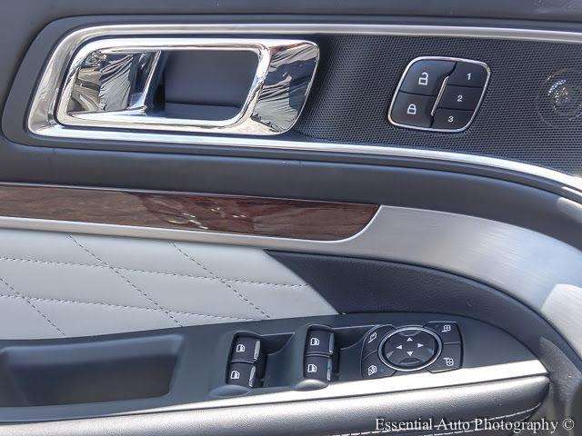 2017 Ford Explorer AWD Platinum 4dr SUV